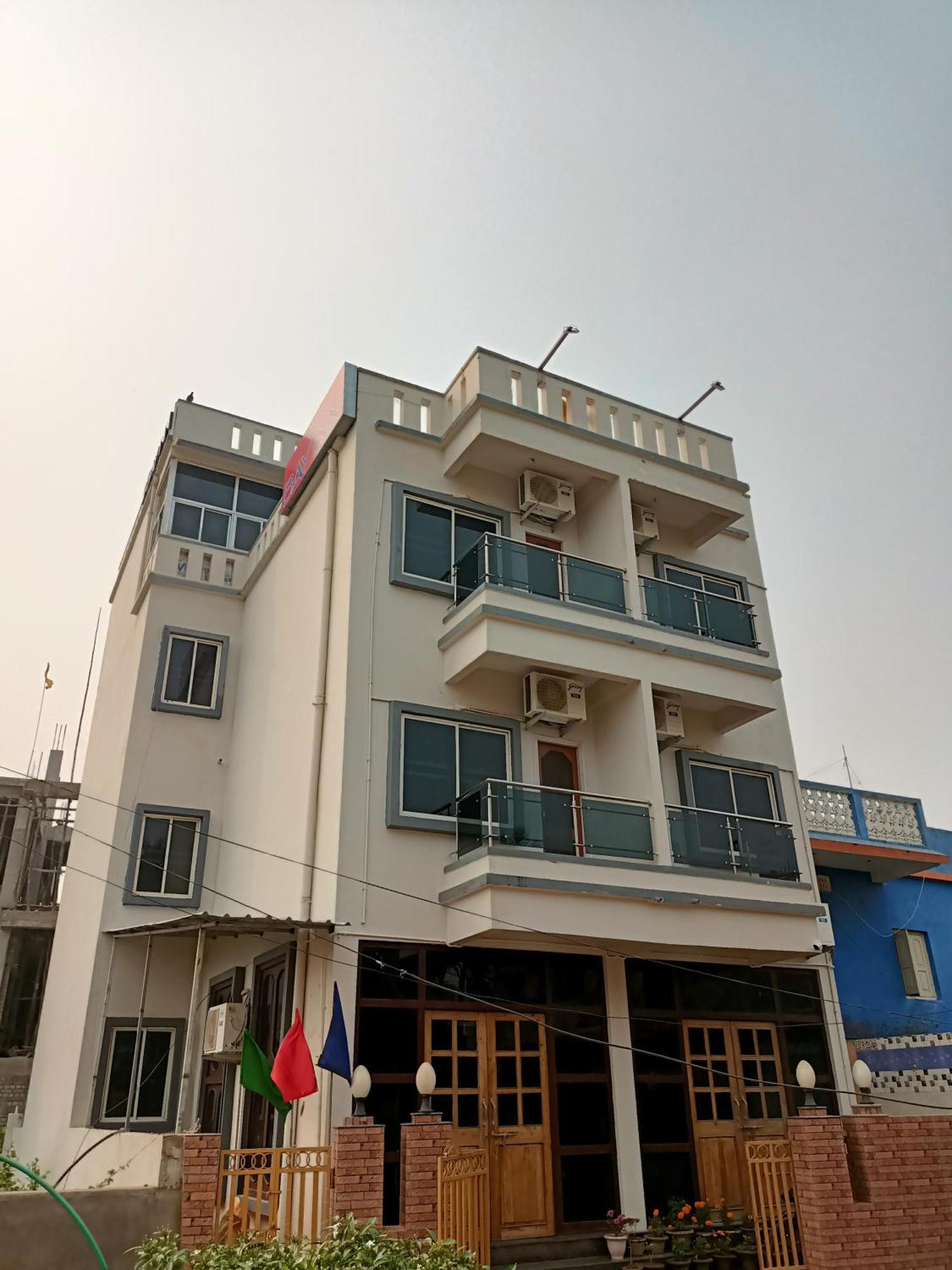 Bay Inn プリ エクステリア 写真